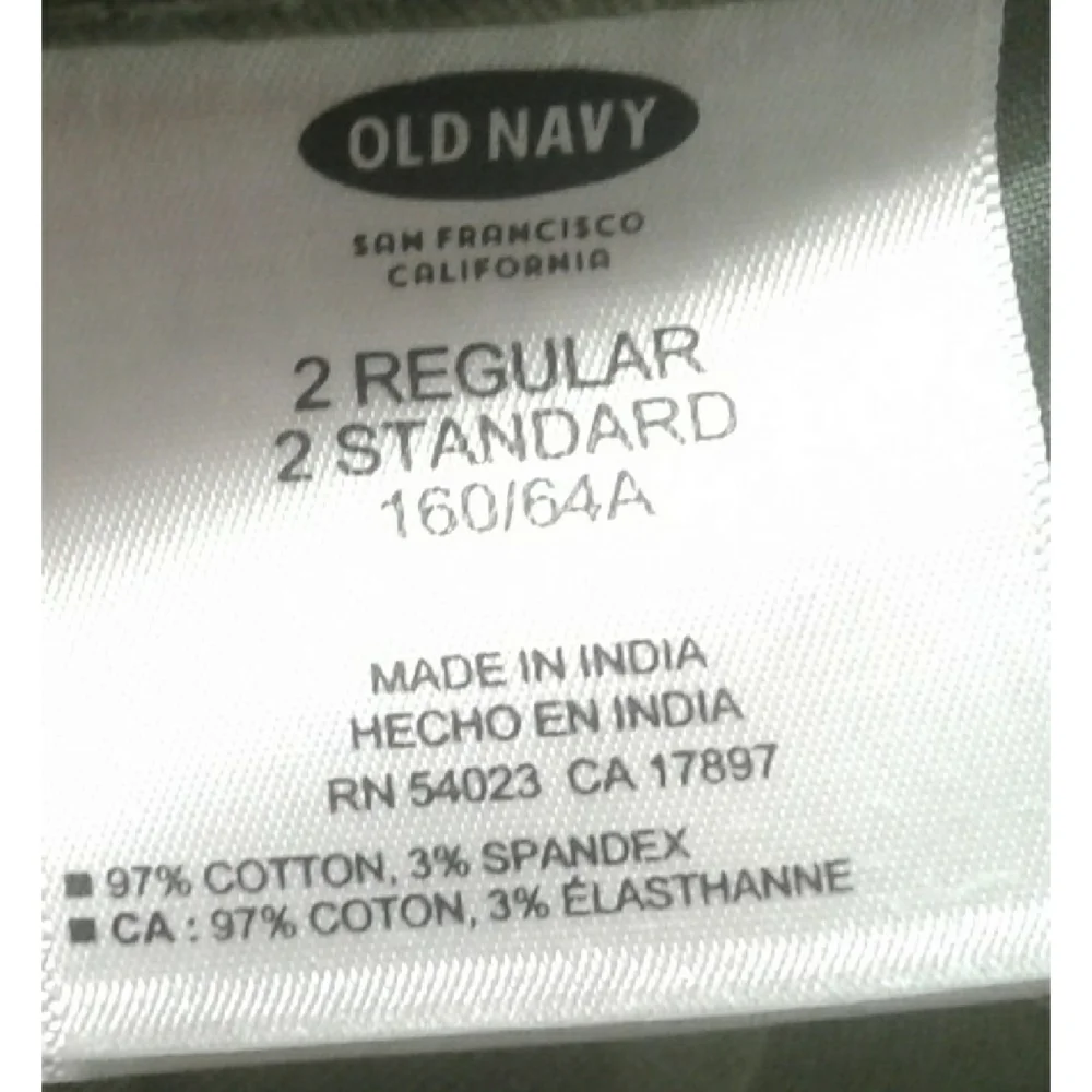 Old Navy pixie regular / standard pants size 2 - Picture 9 of 9